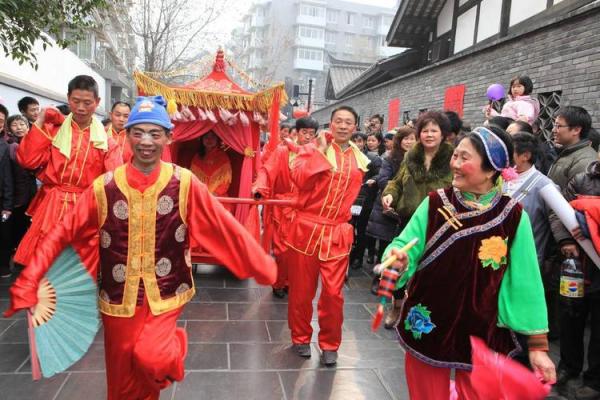 民俗与节令：传统节日文化的深厚根基