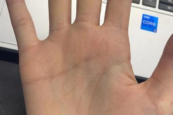 掌心暗语：手相中的暗恋线，揭秘你的心迹