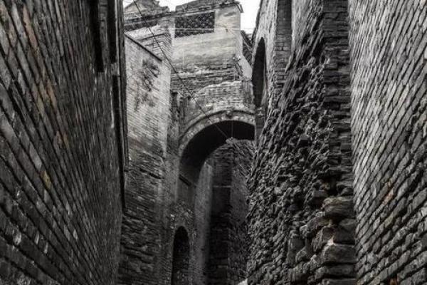 风水差，情路多险？